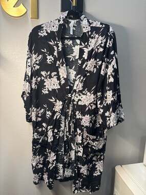 Spiritual Gangster Maya Black Floral Kimono Robe One Size
